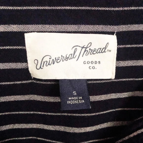 Beachy Nautical Pullover Navy Blue Striped Top S Coastal Soft Universal Thread - Picture 2 of 9